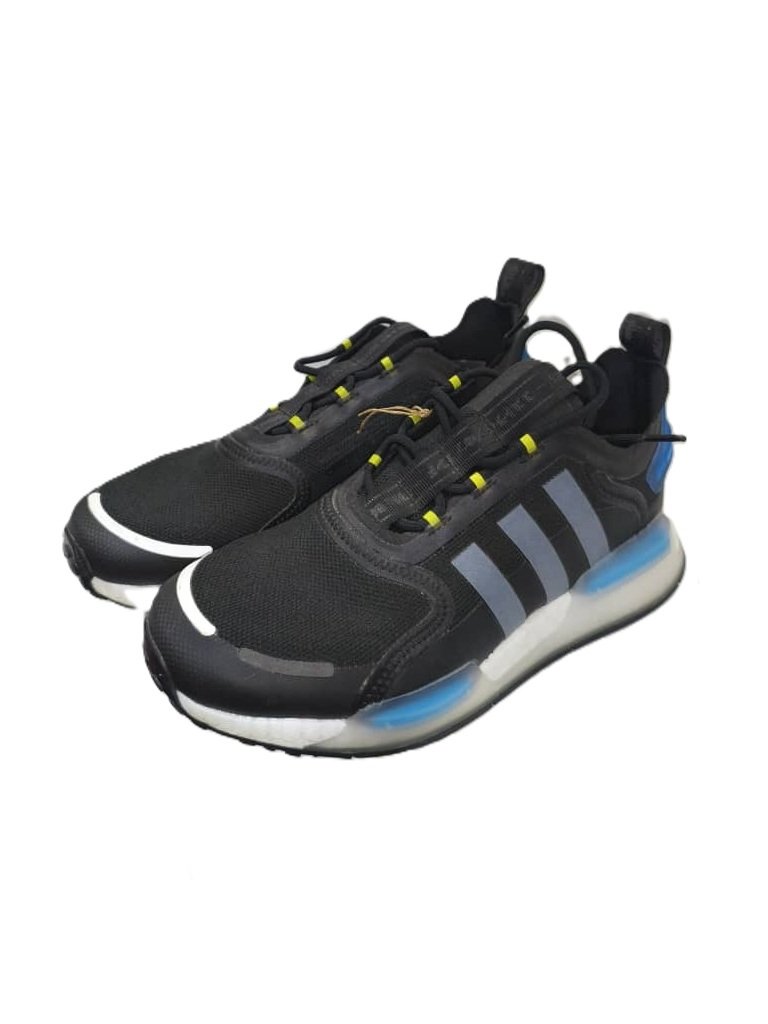 ADIDAS NMD V3